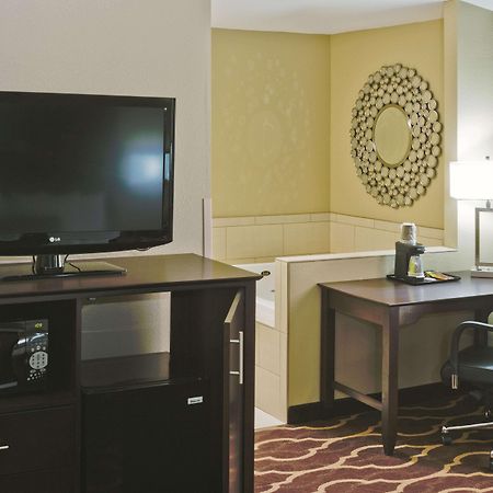 La Quinta Inn & Suites By Wyndham Lv Tropicana Stadium Las Vegas Eksteriør bilde