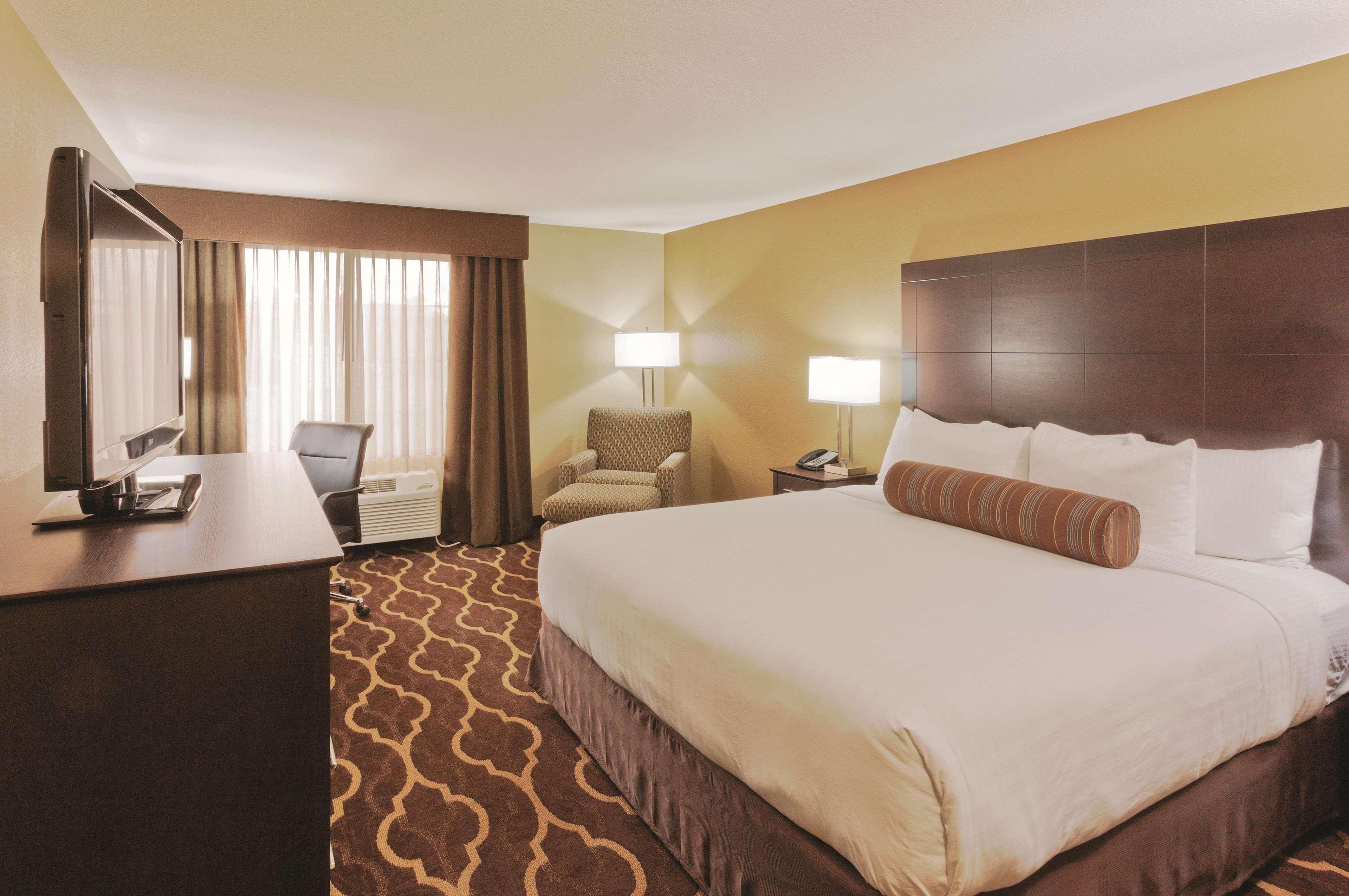 La Quinta Inn & Suites By Wyndham Lv Tropicana Stadium Las Vegas Eksteriør bilde