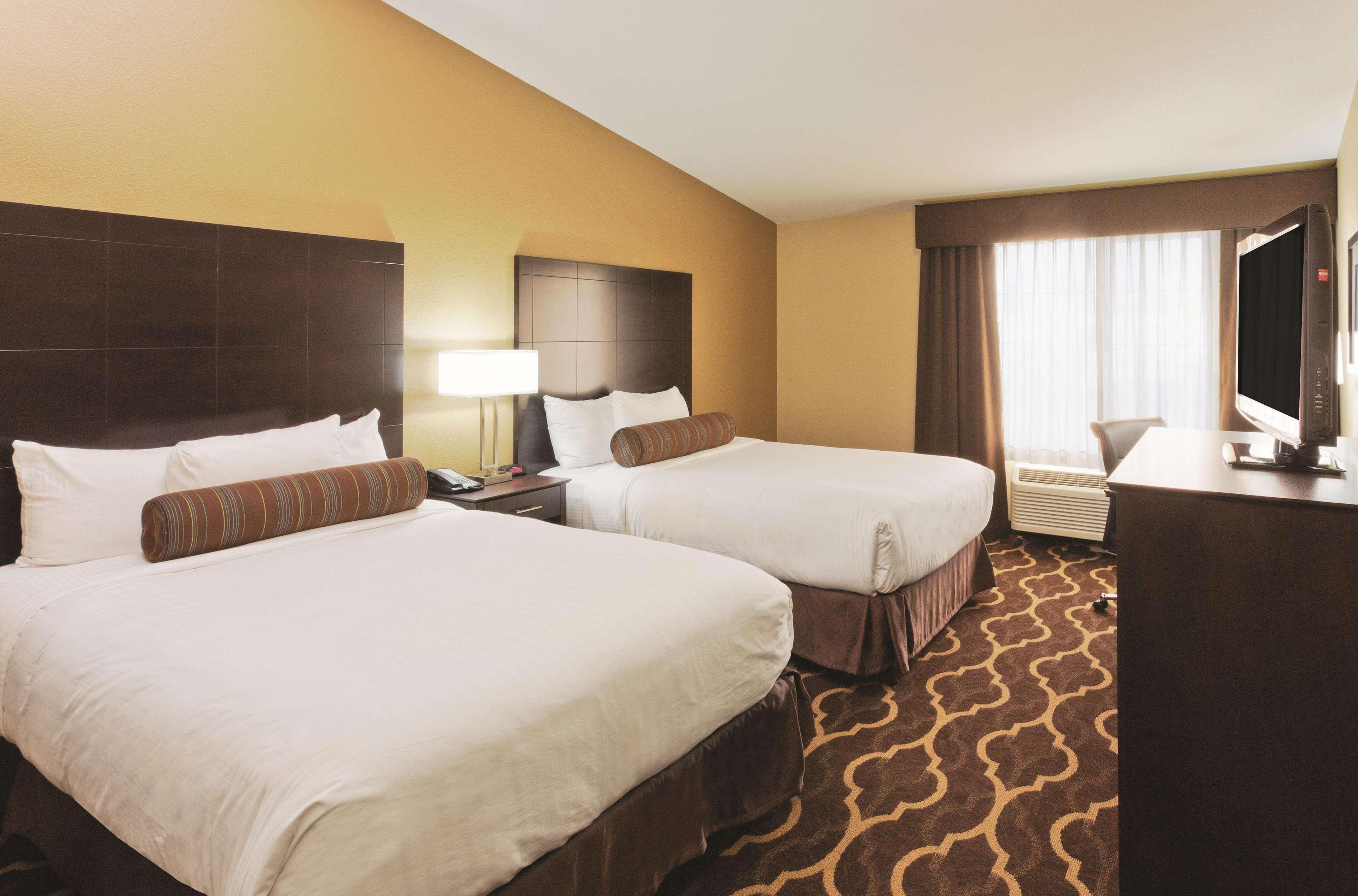 La Quinta Inn & Suites By Wyndham Lv Tropicana Stadium Las Vegas Eksteriør bilde