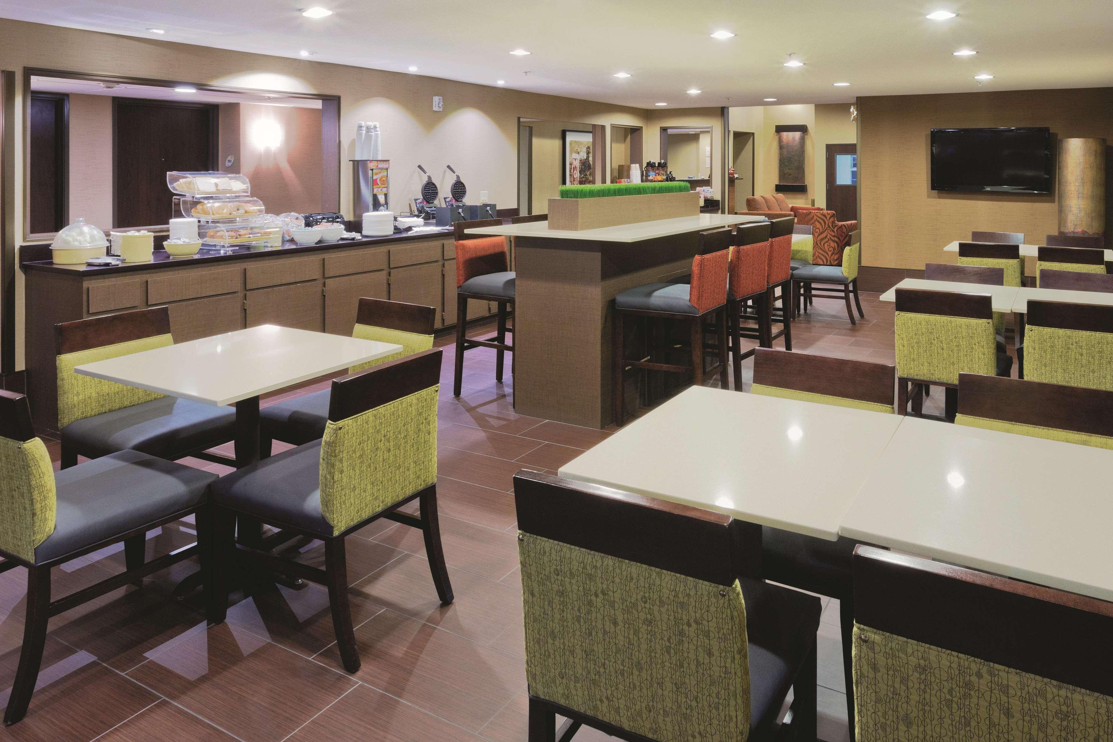 La Quinta Inn & Suites By Wyndham Lv Tropicana Stadium Las Vegas Eksteriør bilde