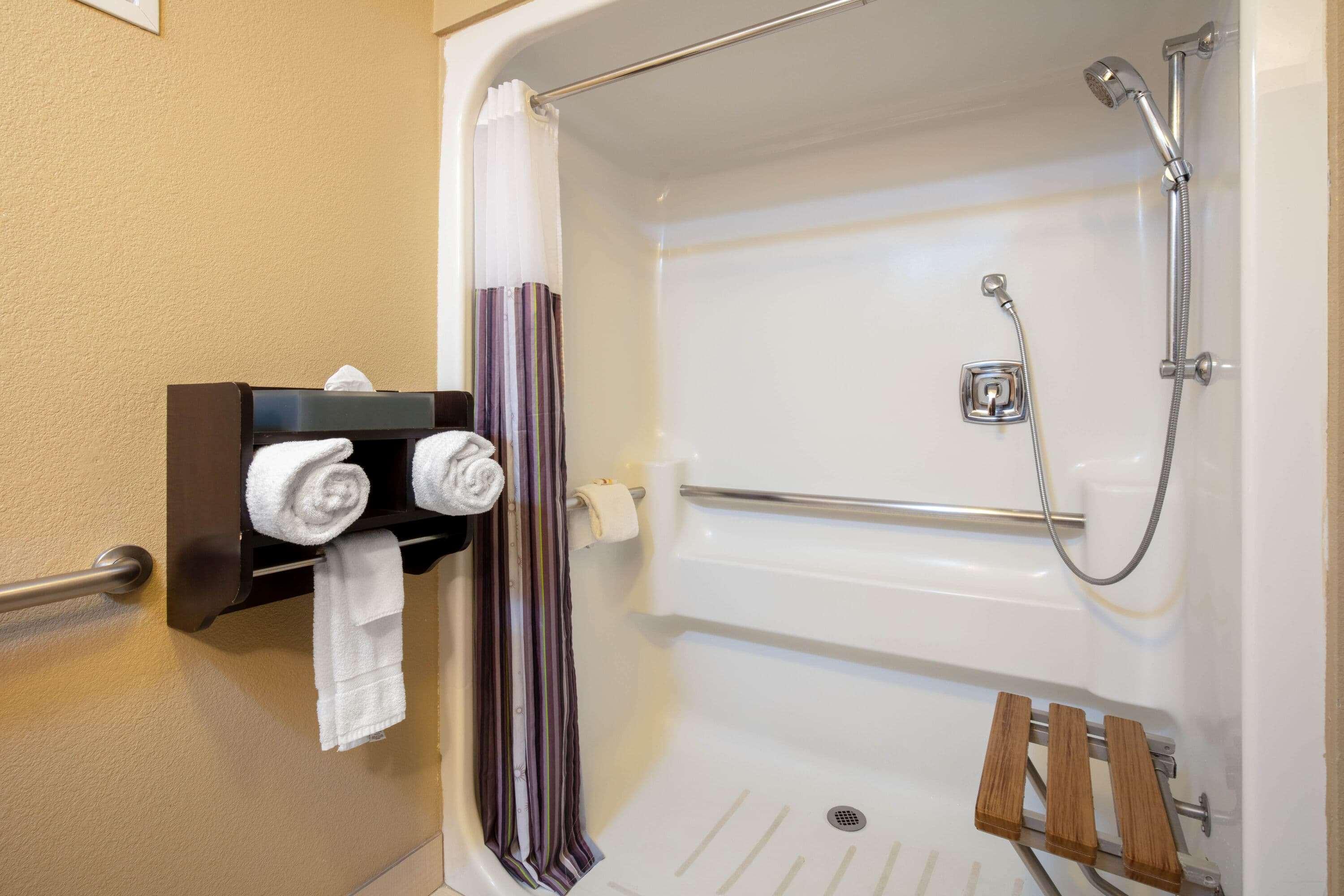 La Quinta Inn & Suites By Wyndham Lv Tropicana Stadium Las Vegas Eksteriør bilde