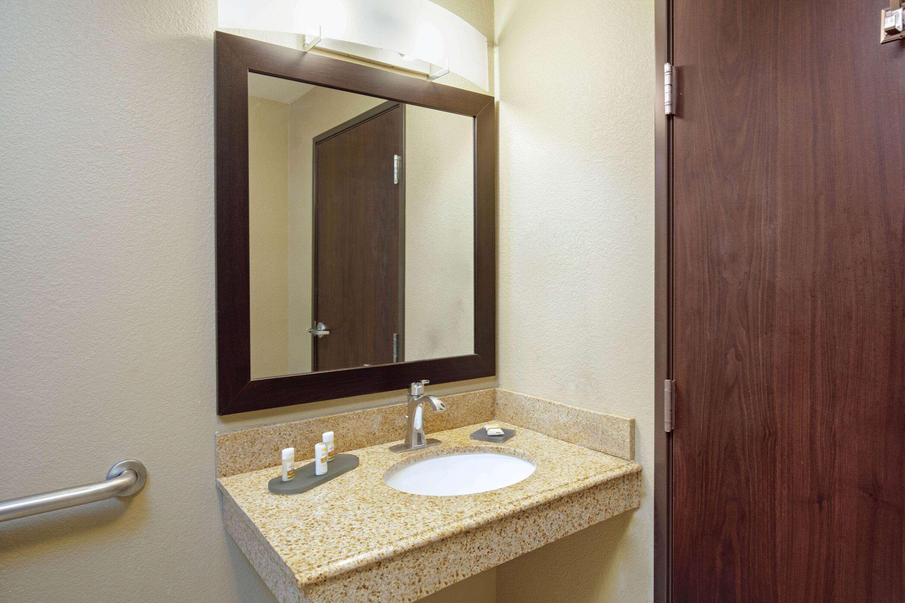 La Quinta Inn & Suites By Wyndham Lv Tropicana Stadium Las Vegas Eksteriør bilde