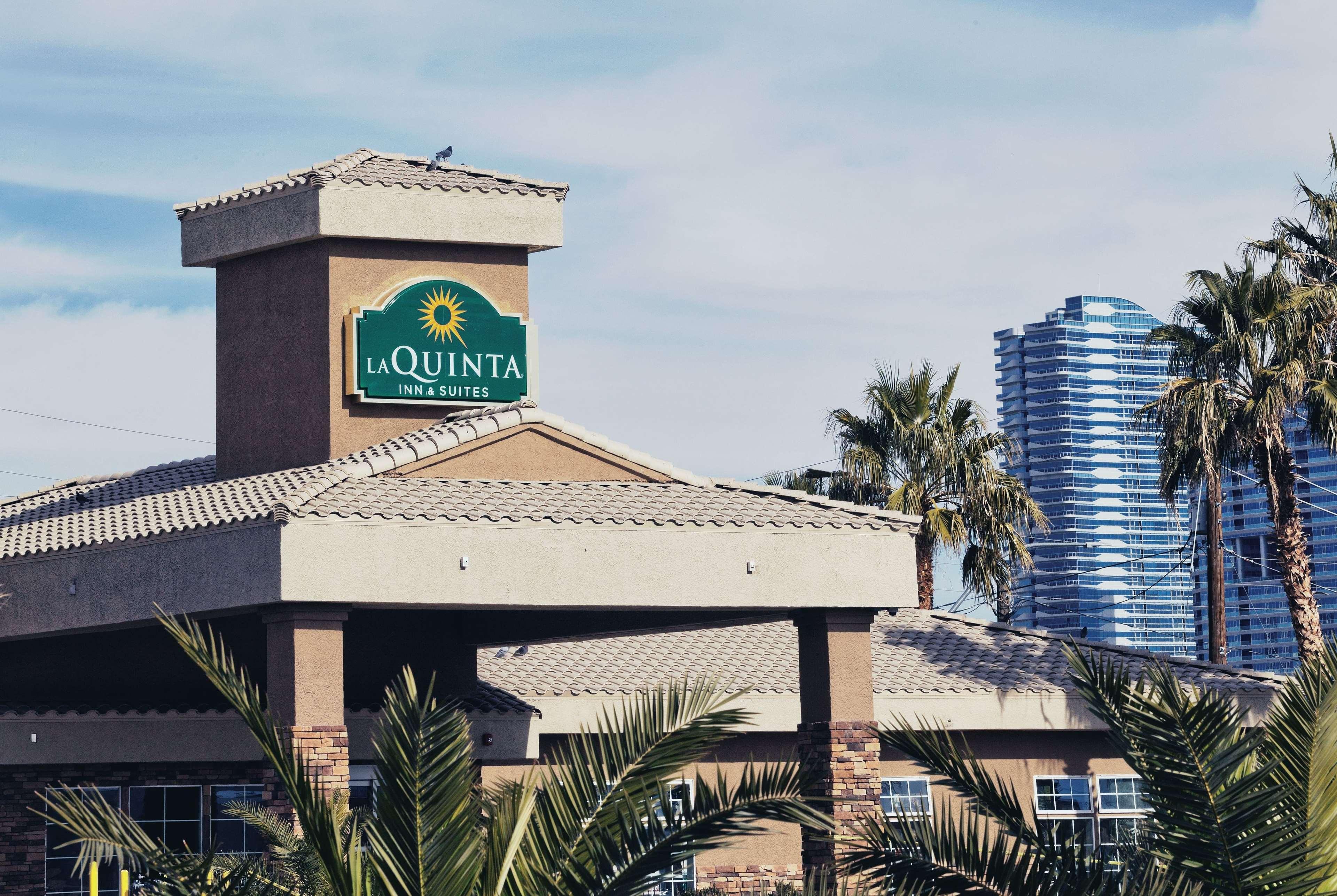 La Quinta Inn & Suites By Wyndham Lv Tropicana Stadium Las Vegas Eksteriør bilde